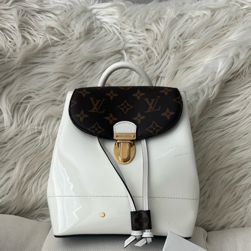 Authentic Louis Vuitton 🤎Hot Springs Backpack🥥🥥